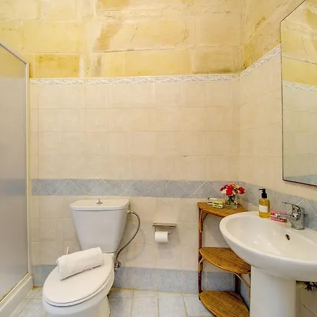 Ta Gananz בית כפרי *